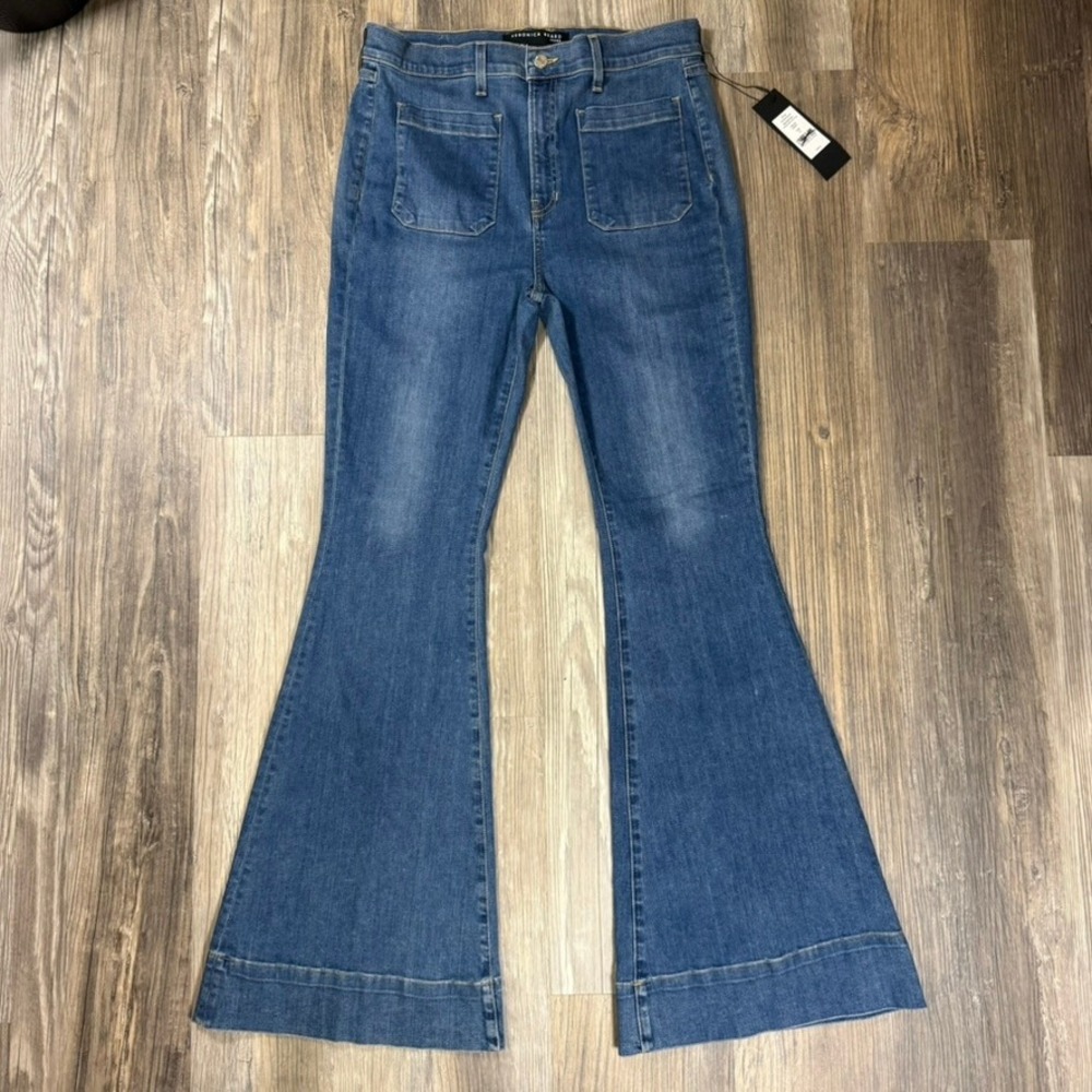 Veronica Beard Sheridan Exaggerated Flare High Rise Jeans Airwy Blue 32 NEW